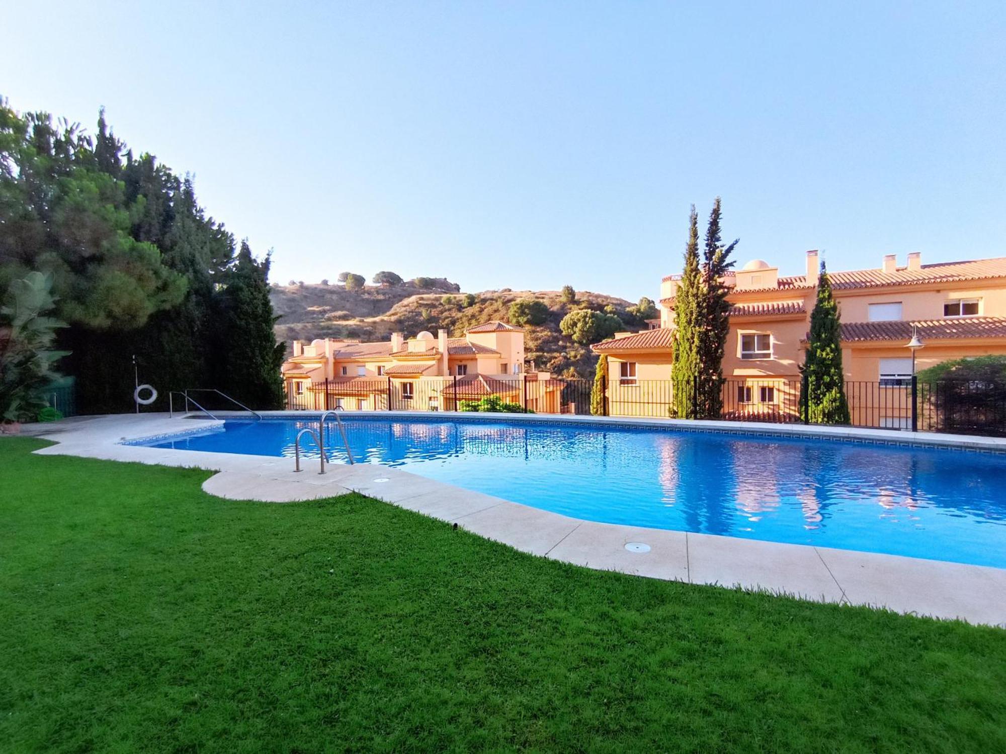 Cozy Rentals Princess - Sun, Golf, Mountain Міхас Екстер'єр фото